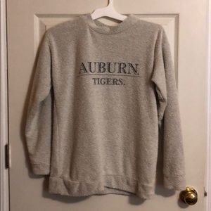 Woolly threads auburn sweatshirt